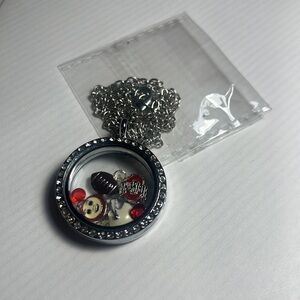 The Ohio State University Floating Charm Memory Locket Necklace NEW